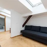 Blue Sky Apartment