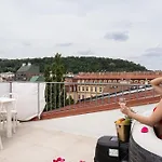 Blue Sky Apartment Prague
