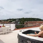 Blue Sky Apartment Prague