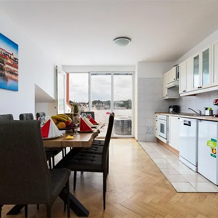 Διαμέρισμα Blue Sky