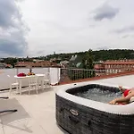 Blue Sky * Praga